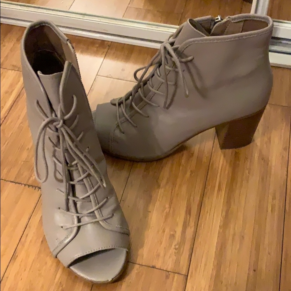 Steve Madden booties